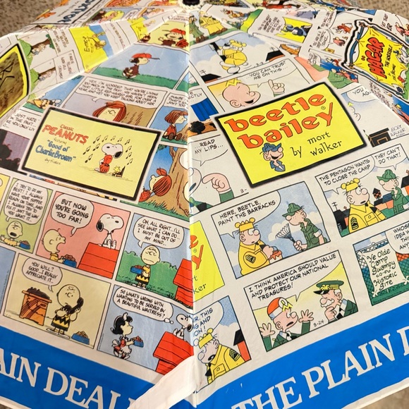 Vintage The Plain Dealer Comic Umbrella Rare Beetle Bailey Blondie Peanuts - Picture 2 of 11